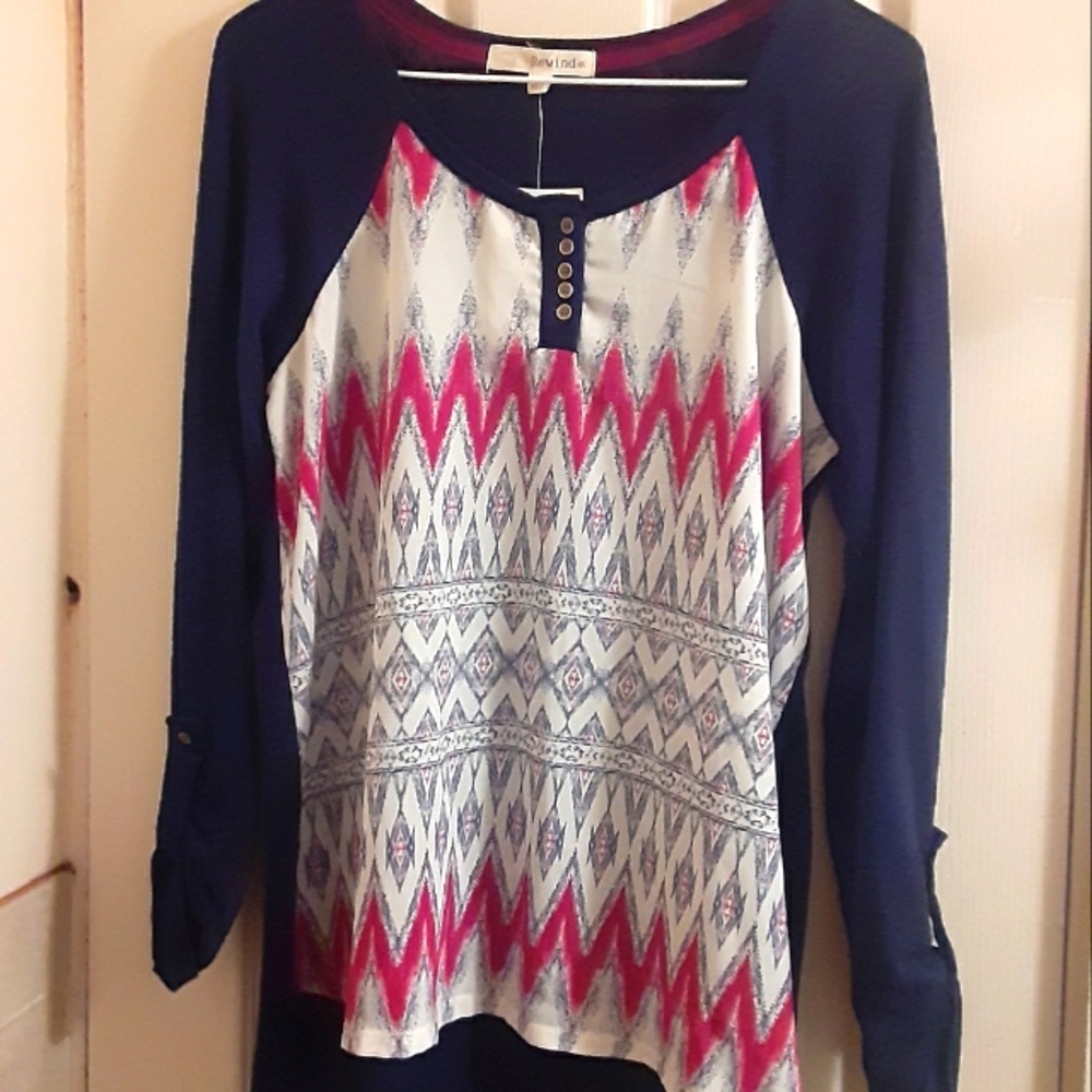 Kohl's Rewind Juniors Knockout Navy Hi Low Hem Roll Tab Sleeve Top MEDIUM